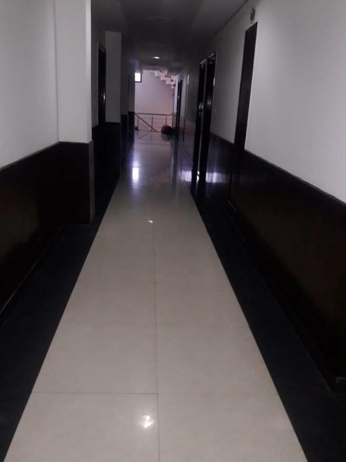 Hotel Vindhwashni Haldwāni Exterior foto